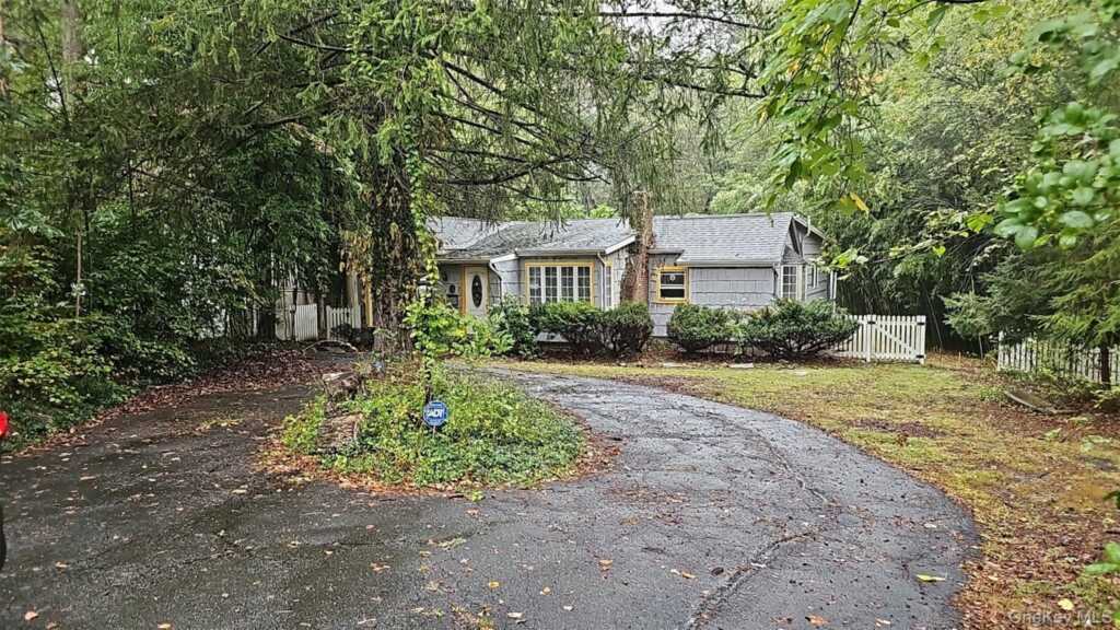 76 New Valley Road, New City, NY 10956