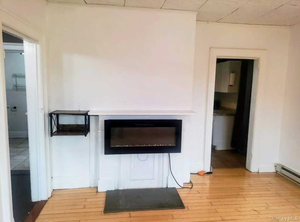 64 Brookside Avenue, Nyack, NY 10960 - Photo 4 of 17