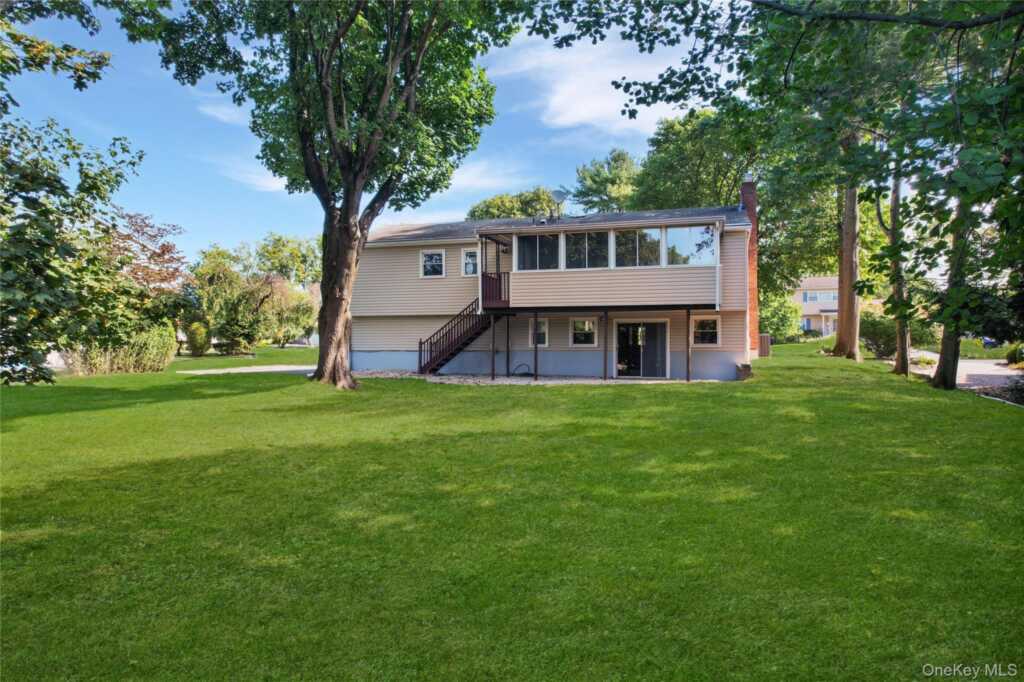 11 Mein Drive, New City, NY 10956 - Photo 5 of 43