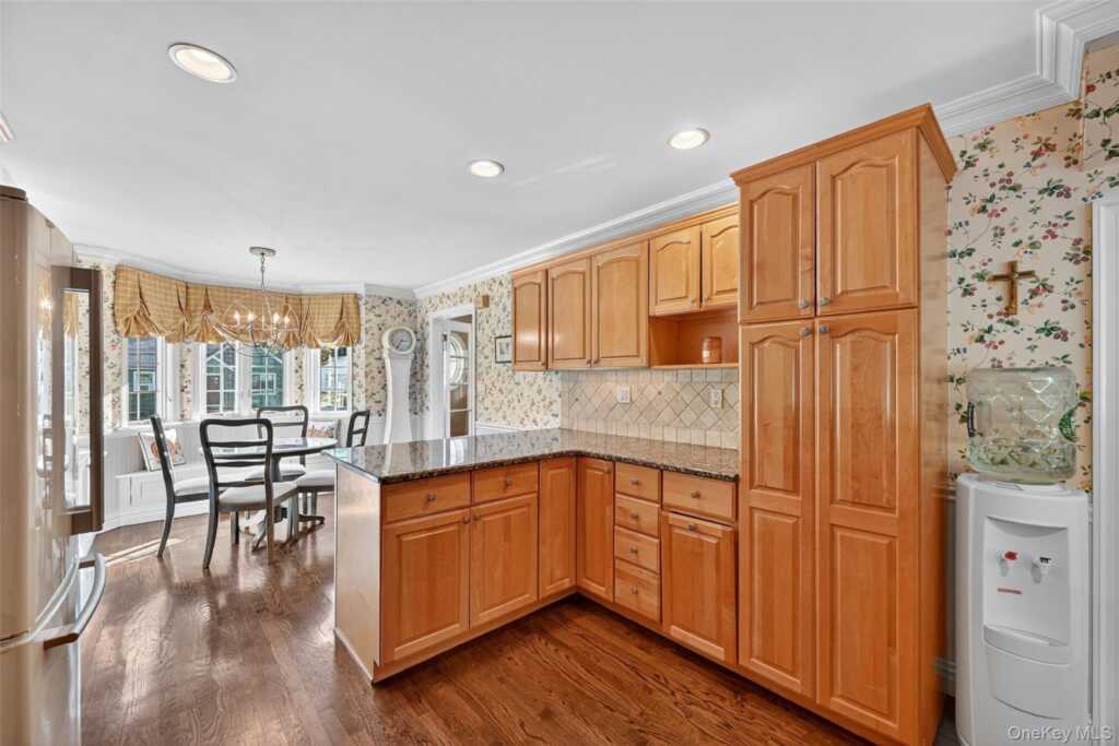 60 Nauraushaun Road, Pearl River, NY 10965 - Photo 11 of 44