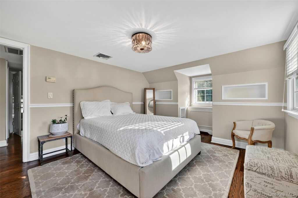 60 Nauraushaun Road, Pearl River, NY 10965 - Photo 22 of 44
