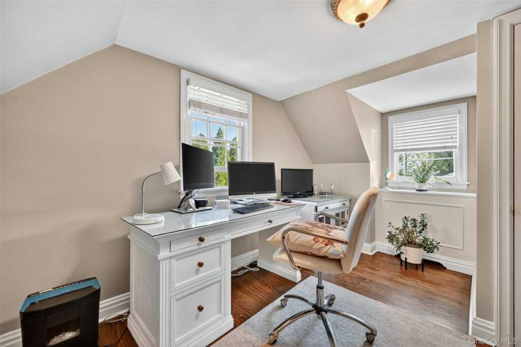 60 Nauraushaun Road, Pearl River, NY 10965 - Photo 28 of 44