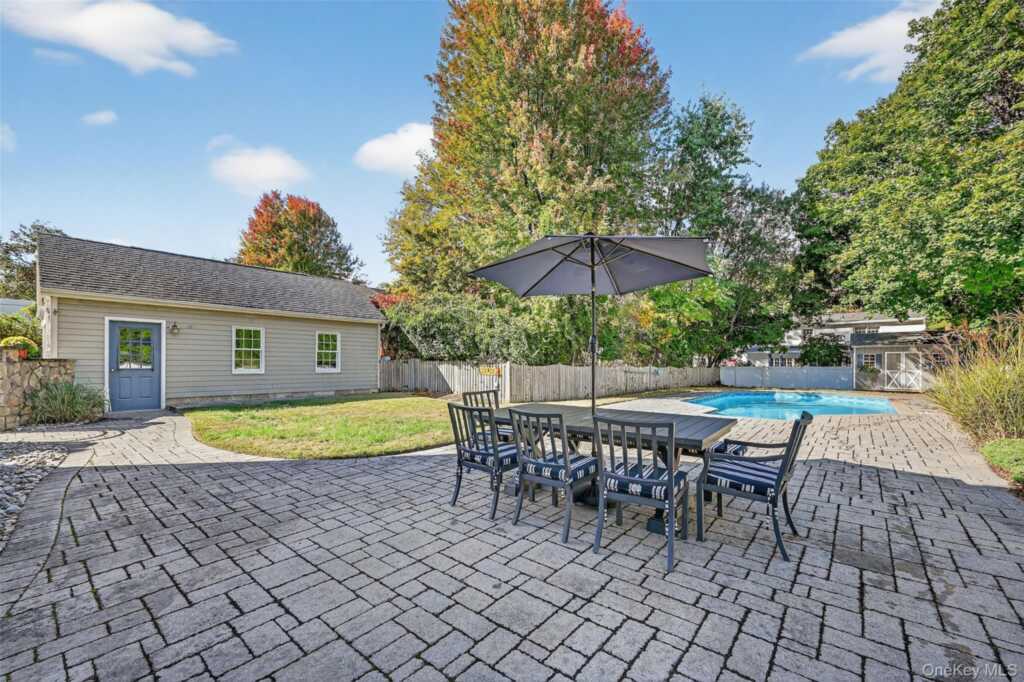 60 Nauraushaun Road, Pearl River, NY 10965 - Photo 36 of 44
