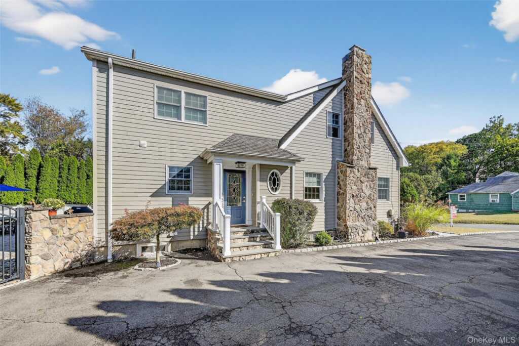 60 Nauraushaun Road, Pearl River, NY 10965 - Photo 40 of 44