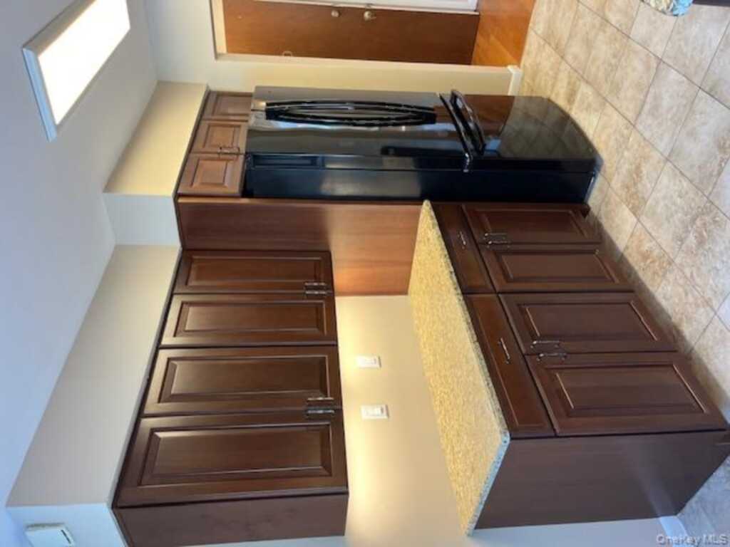 10 Sierra Vista Lane, Unit #10, Valley Cottage, NY 10989 - Photo 5 of 16