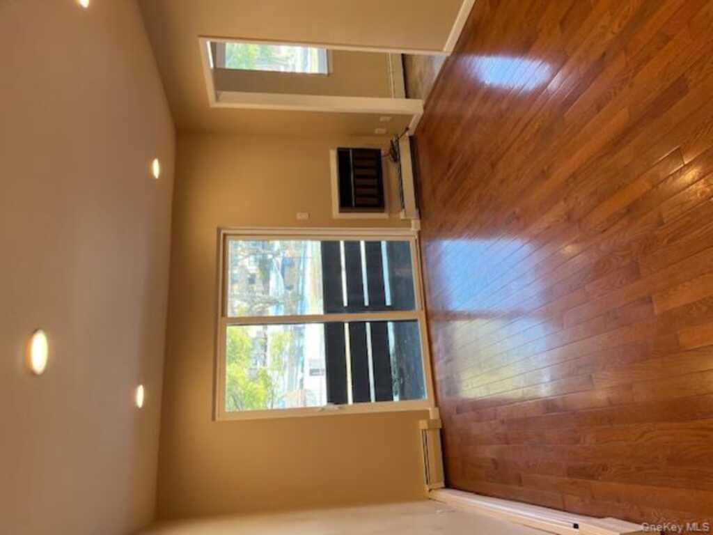 10 Sierra Vista Lane, Unit #10, Valley Cottage, NY 10989 - Photo 9 of 16