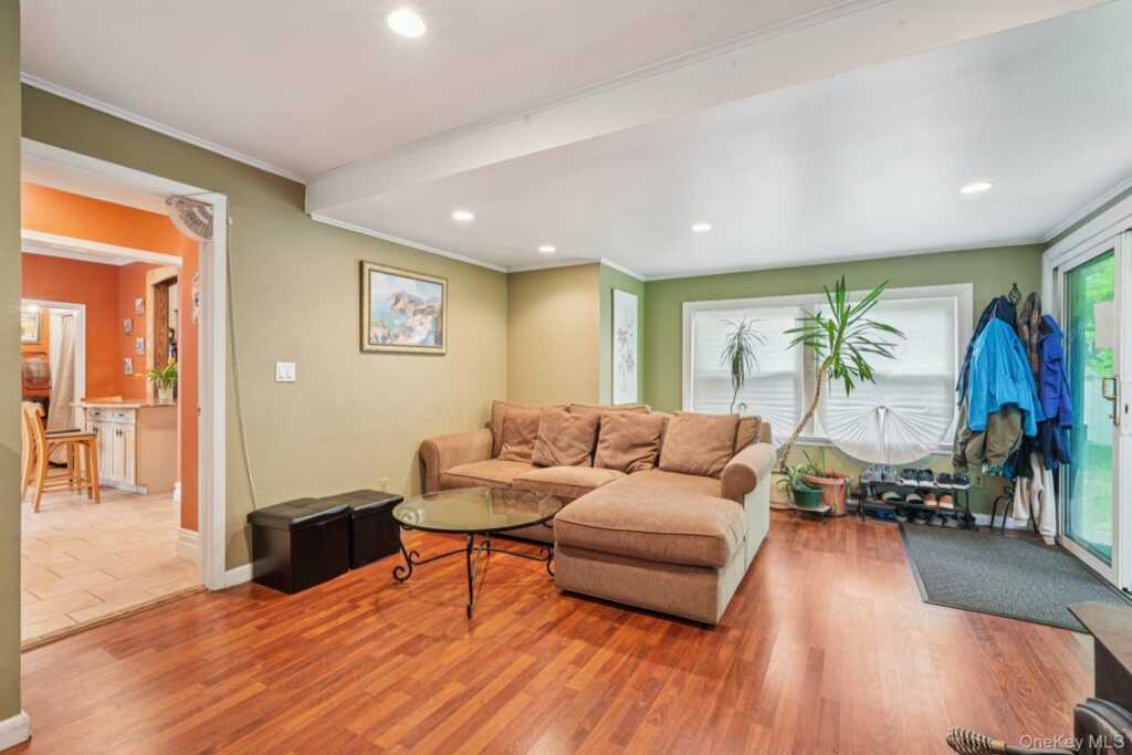 74 Maple Avenue, Suffern, NY 10901 - Photo 23 of 50