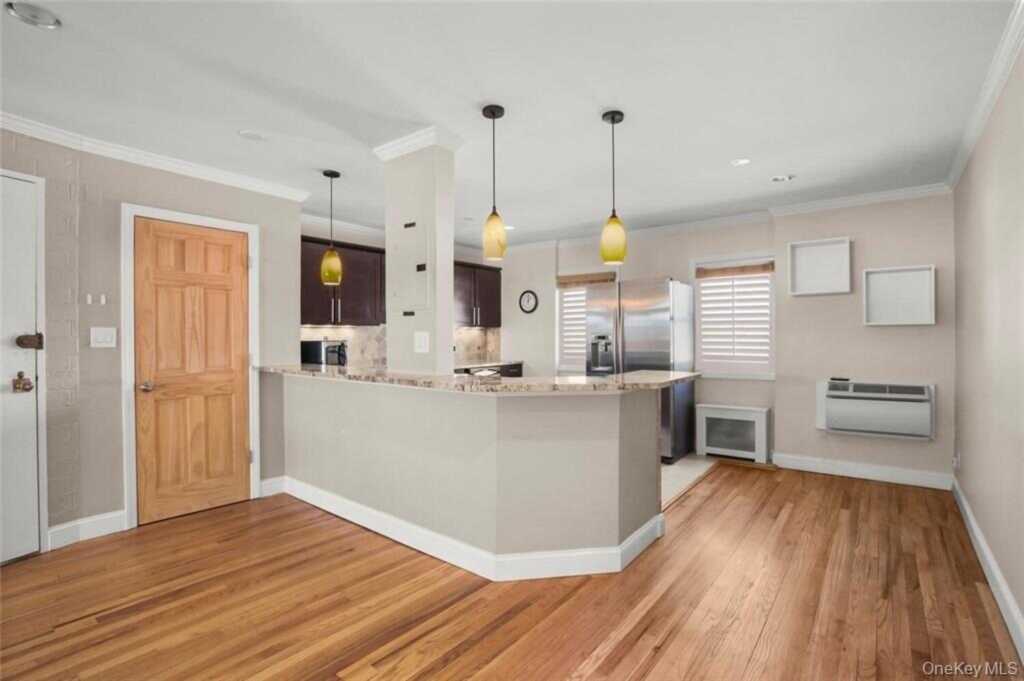 79 Wiltshire Road, Unit #A6, New Rochelle, NY 10583 - Photo 3 of 15