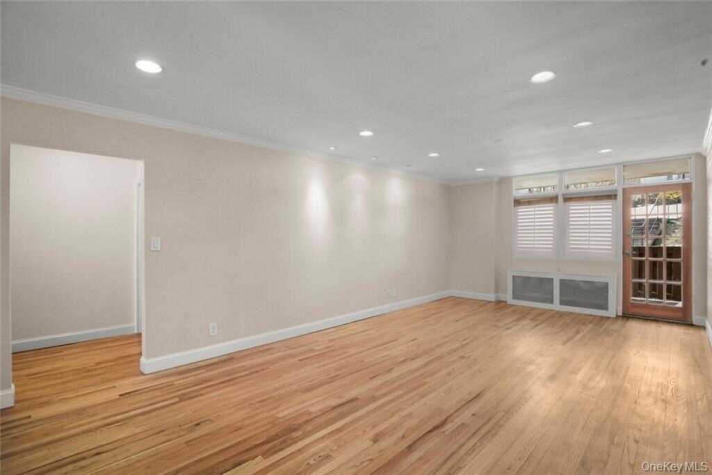 79 Wiltshire Road, Unit #A6, New Rochelle, NY 10583 - Photo 6 of 15