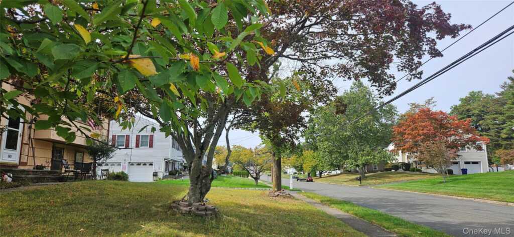 80 Lenape Road, Pearl River, NY 10965 - Photo 4 of 4