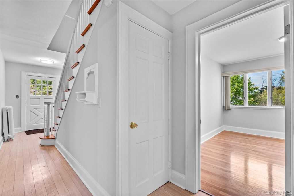 515 Mountainview Avenue, Valley Cottage, NY 10989 - Photo 27 of 48