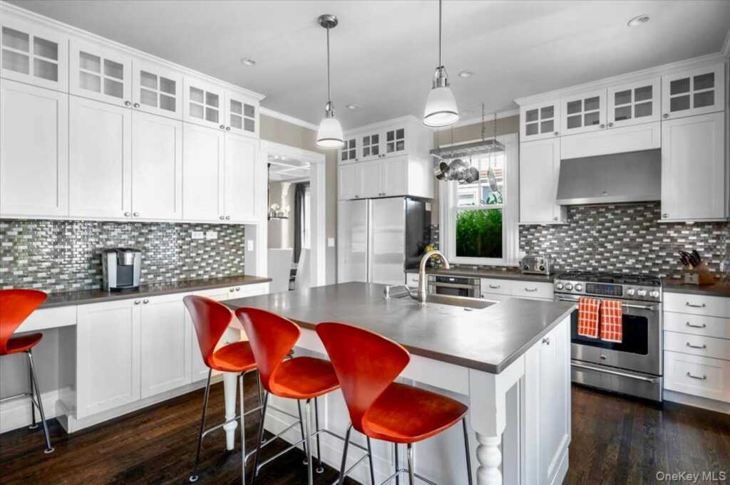 201 Broadway, Nyack, NY 10960 - Photo 13 of 36