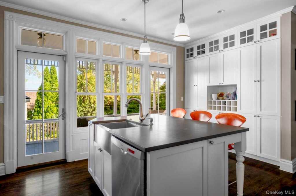 201 Broadway, Nyack, NY 10960 - Photo 16 of 36