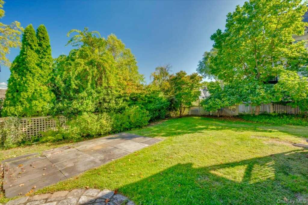 201 Broadway, Nyack, NY 10960 - Photo 35 of 36