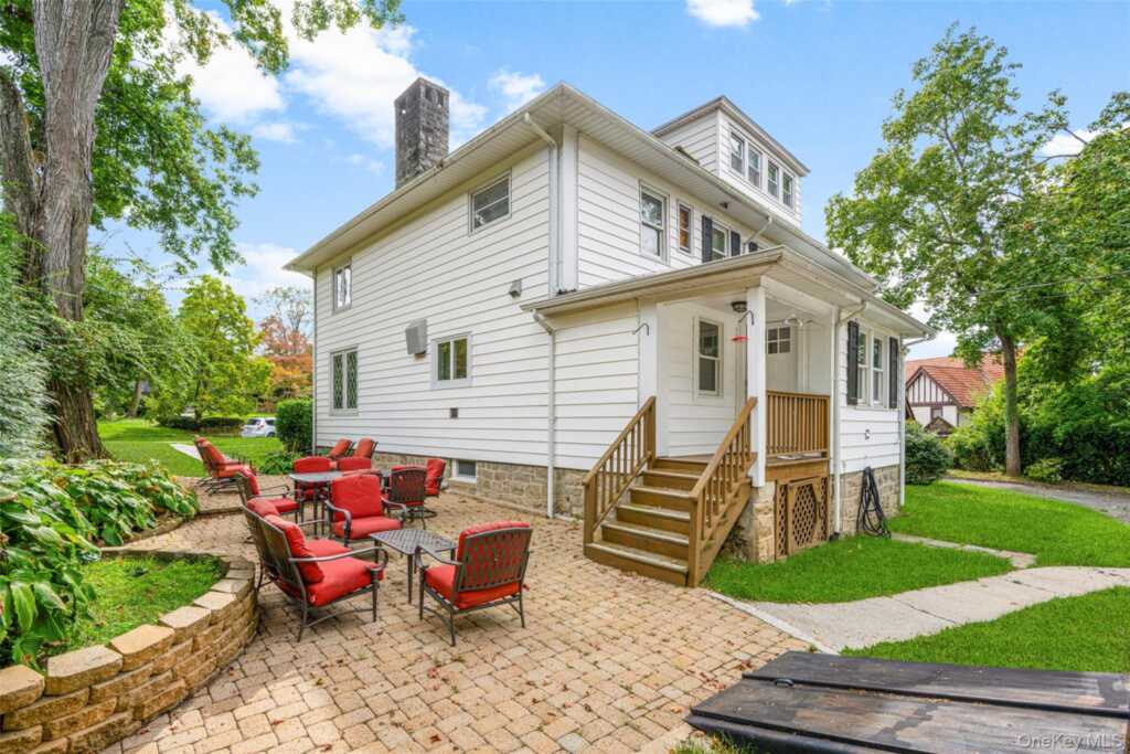 20 Elk Avenue, New Rochelle, NY 10804 - Photo 47 of 47