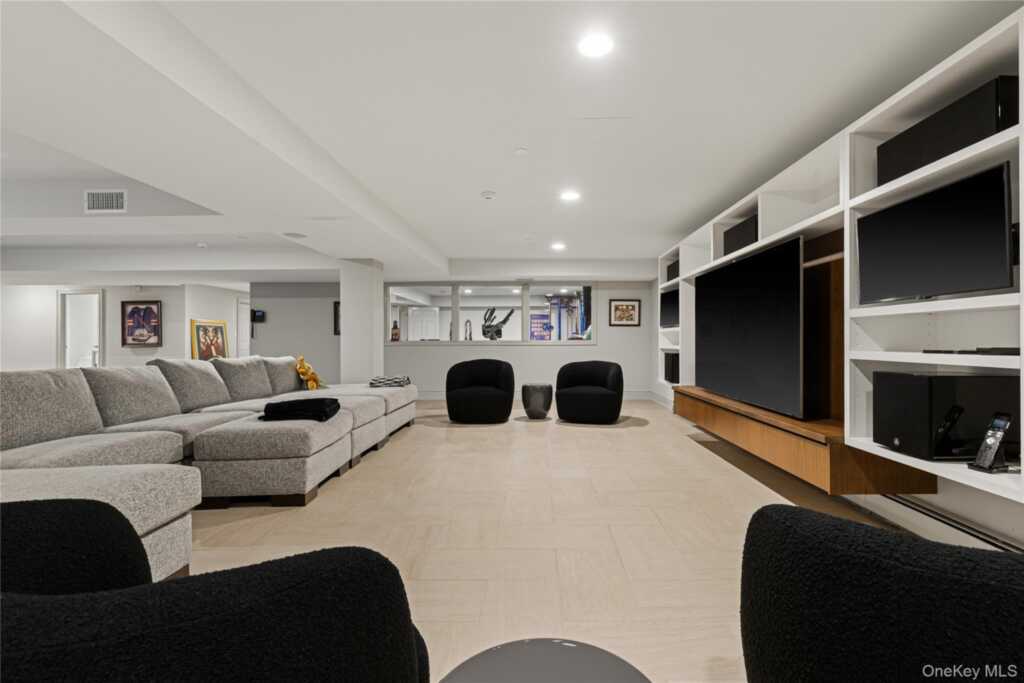 20 Woodland Drive, Rye, NY 10573 - Photo 26 of 33