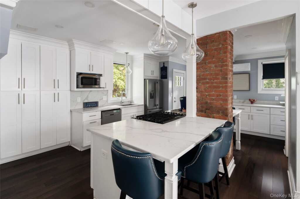 737 Bradley Street, Rye, NY 10543 - Photo 12 of 34