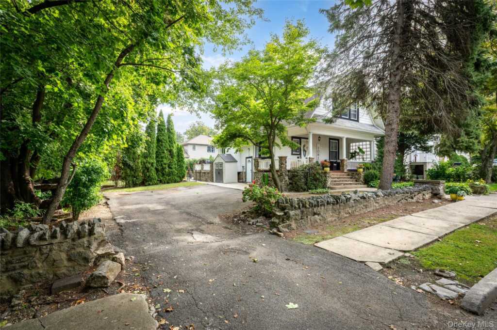 737 Bradley Street, Rye, NY 10543 - Photo 31 of 34