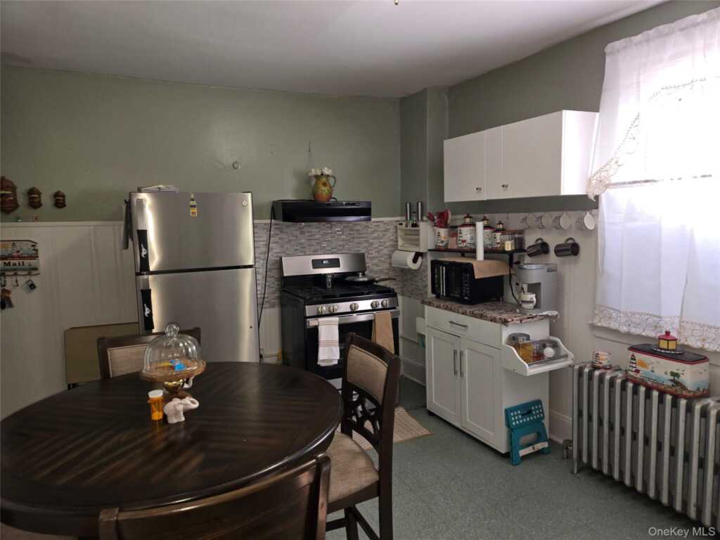 340 Locust Avenue, Rye, NY 10573 - Photo 12 of 29