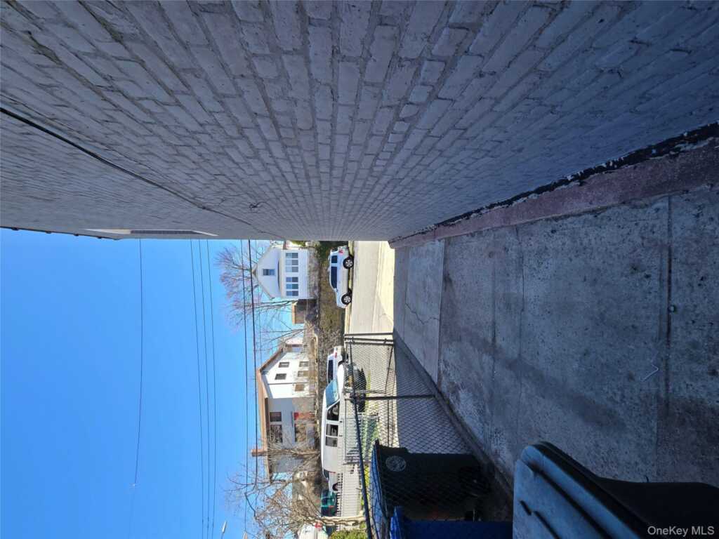 340 Locust Avenue, Rye, NY 10573 - Photo 27 of 29