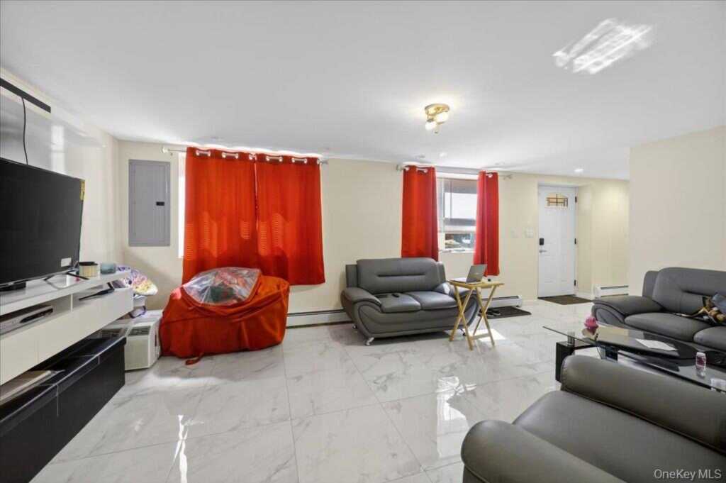 431 Willow Grove Road, Stony Point, NY 10980 - Photo 6 of 41