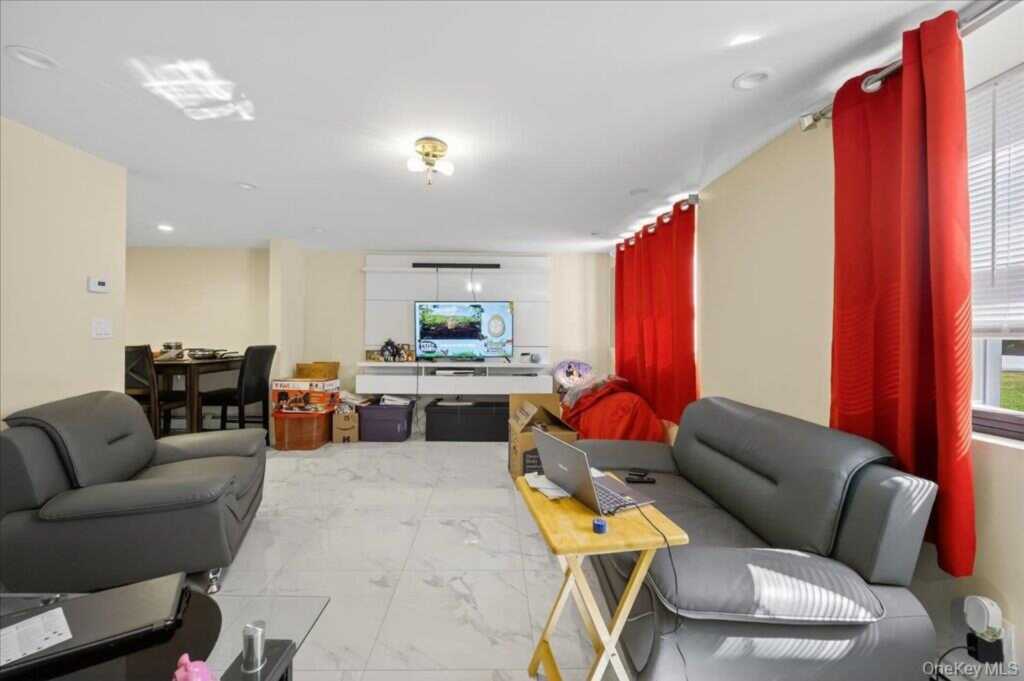 431 Willow Grove Road, Stony Point, NY 10980 - Photo 7 of 41