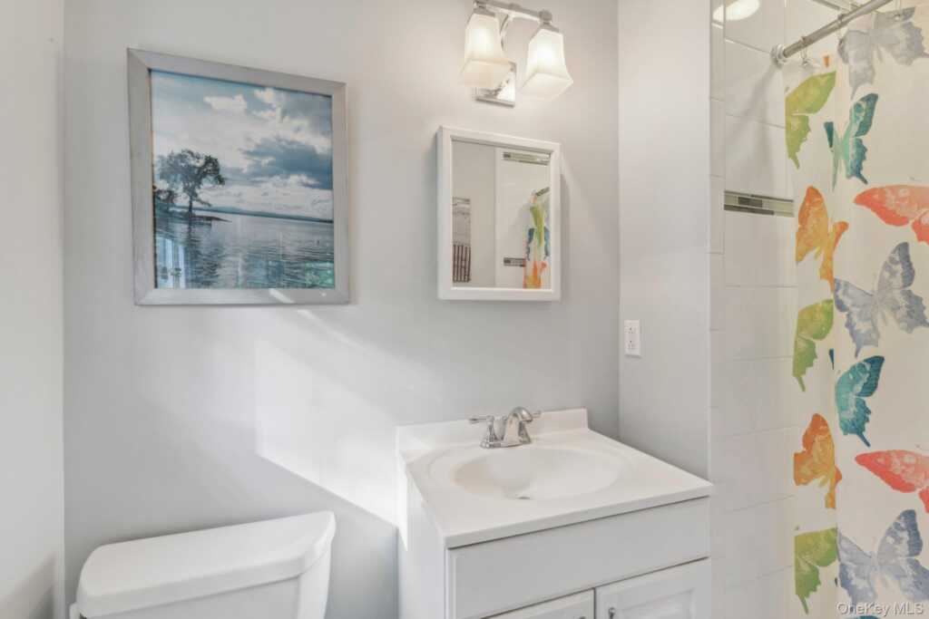 203 Hilltop Drive, Nyack, NY 10960 - Photo 11 of 24