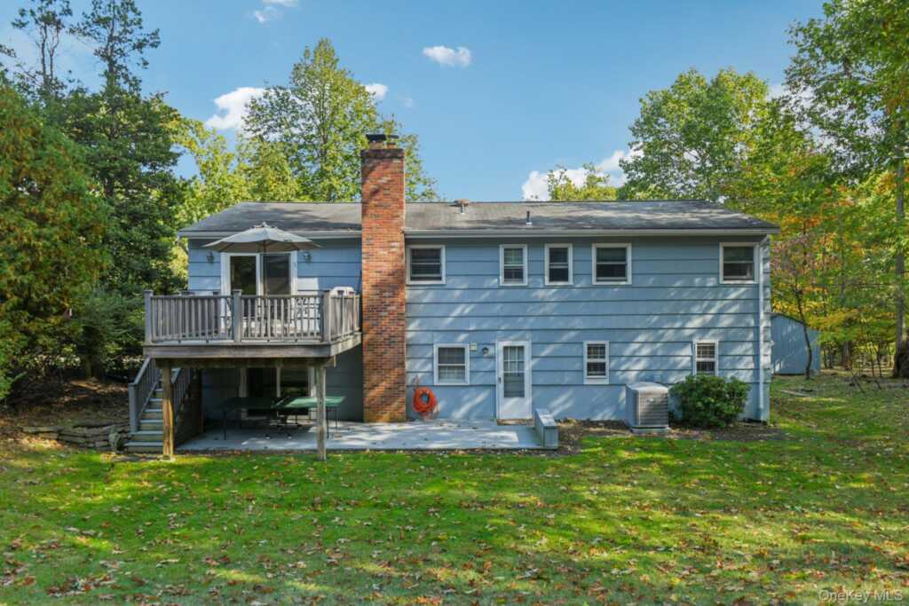 203 Hilltop Drive, Nyack, NY 10960 - Photo 20 of 24