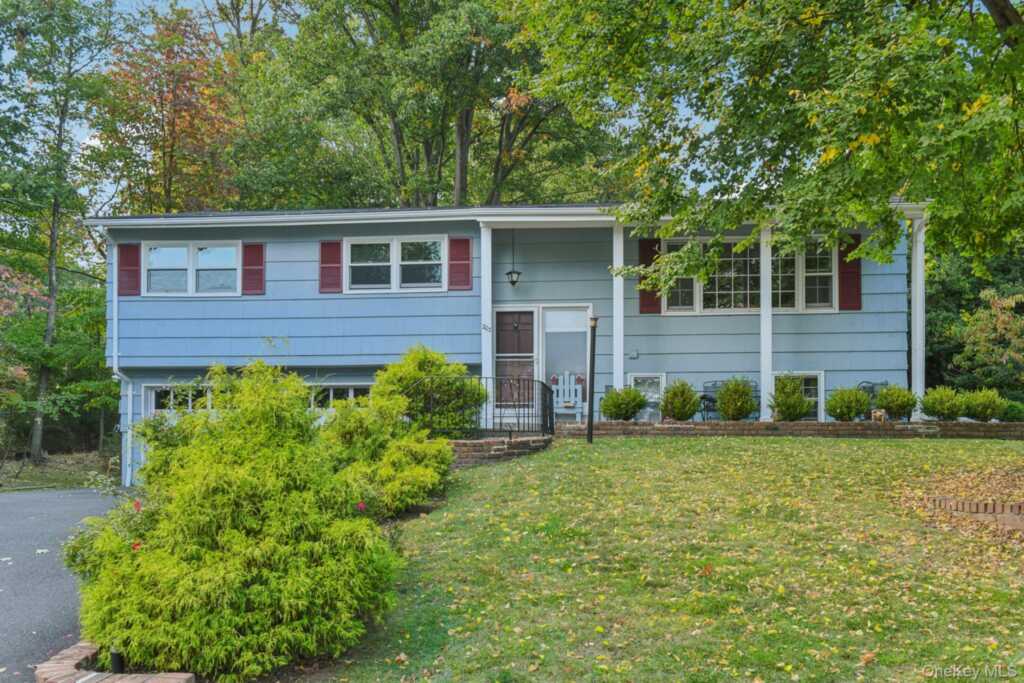 203 Hilltop Drive, Nyack, NY 10960 - Photo 23 of 24