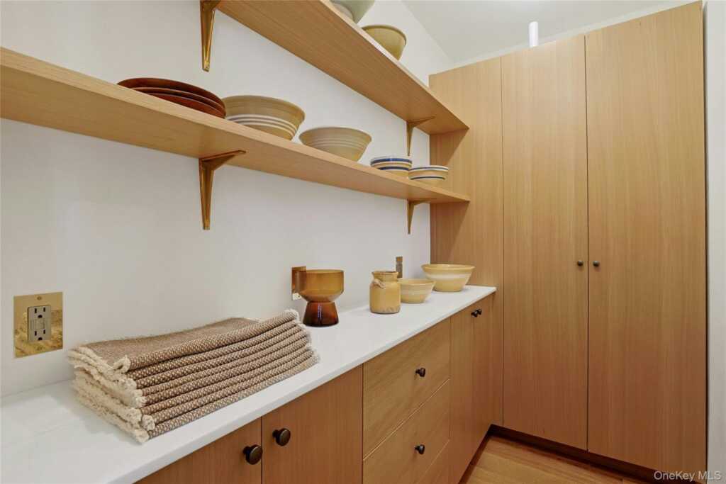 1 Washington Avenue, Nyack, NY 10960 - Photo 19 of 48