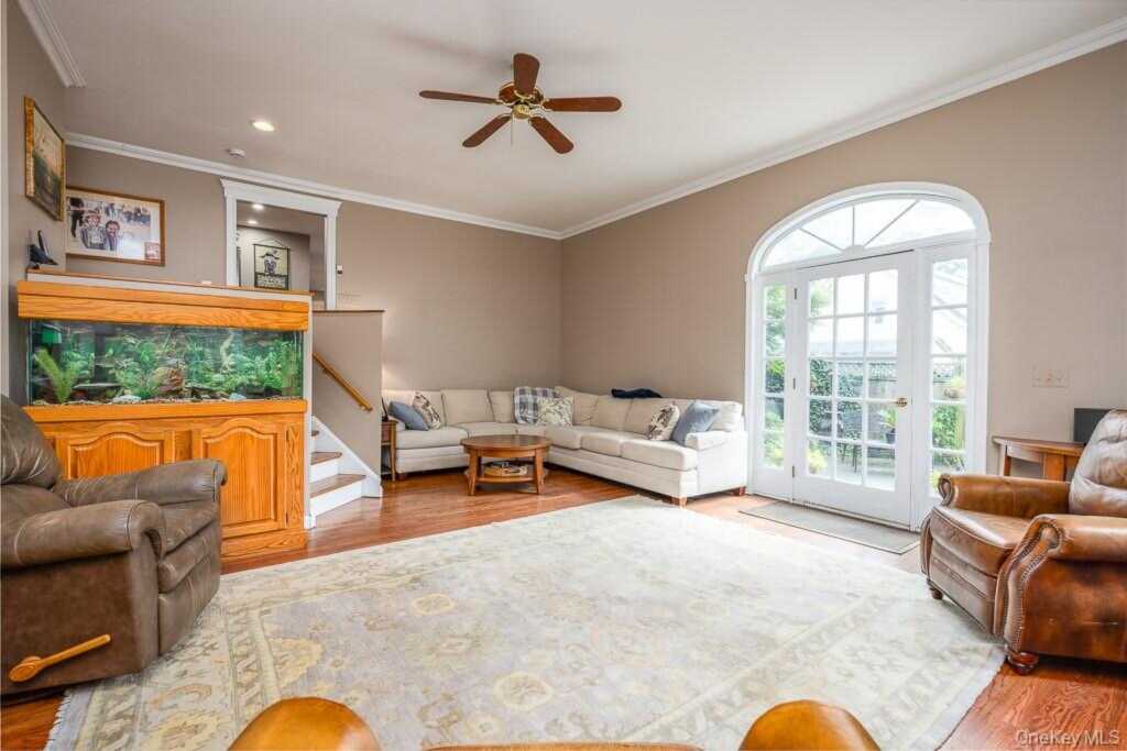 109 John Street, Pearl River, NY 10965 - Photo 14 of 31