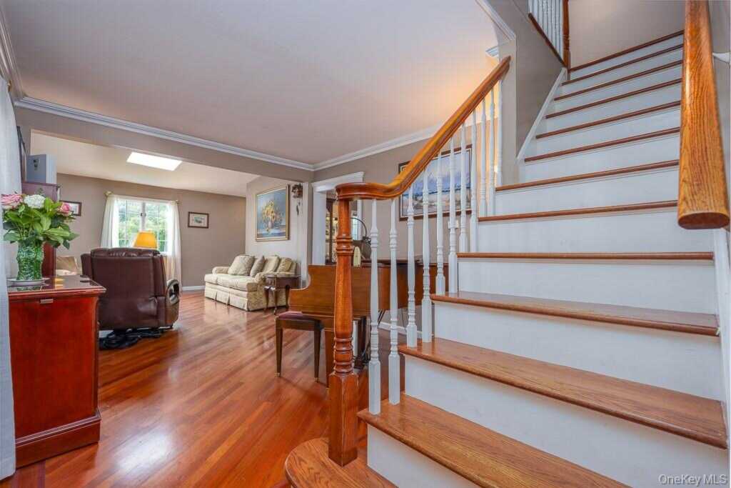109 John Street, Pearl River, NY 10965 - Photo 16 of 31
