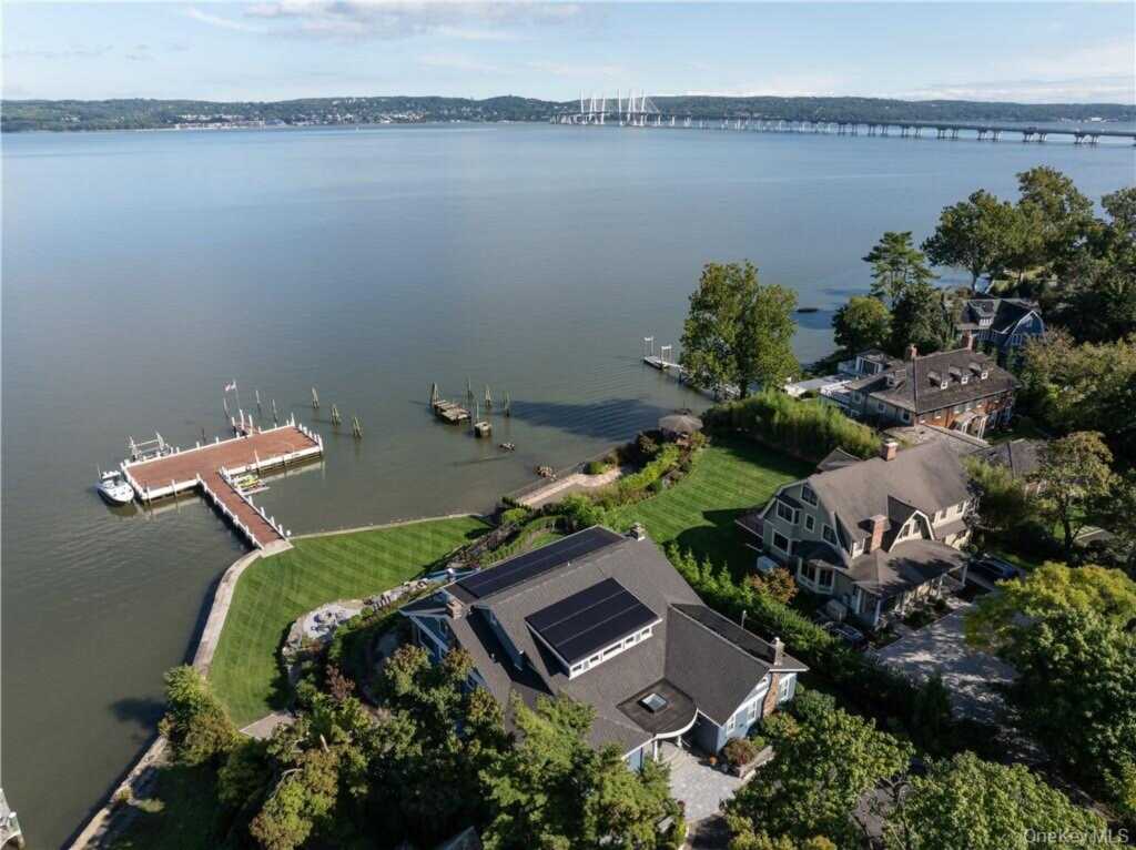 9 Voorhis, Nyack, NY 10960 - Photo 37 of 50