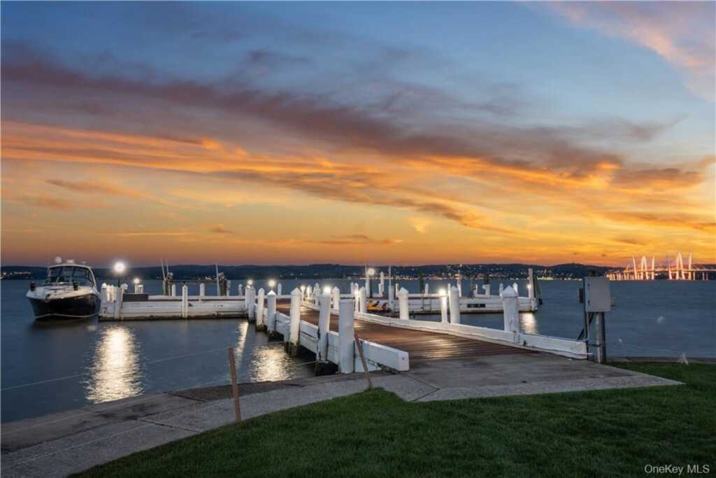 9 Voorhis, Nyack, NY 10960 - Photo 48 of 50