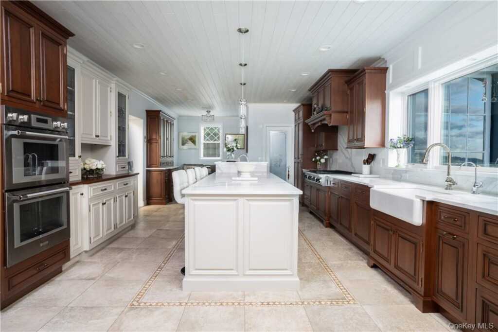 9 Voorhis, Nyack, NY 10960 - Photo 6 of 36