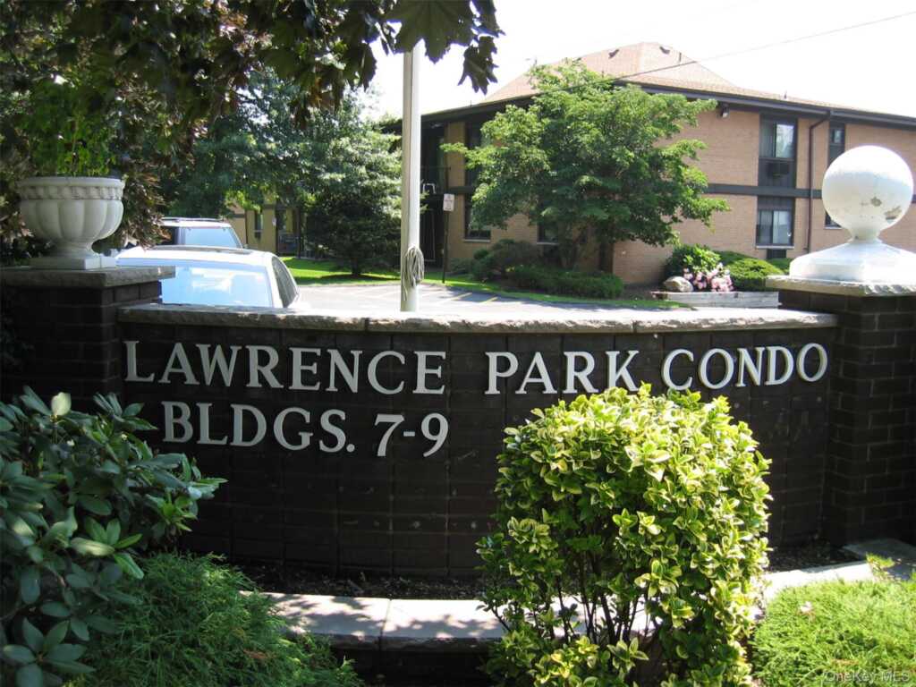 9 Lawrence Park Drive, Unit #6, Piermont, NY 10968