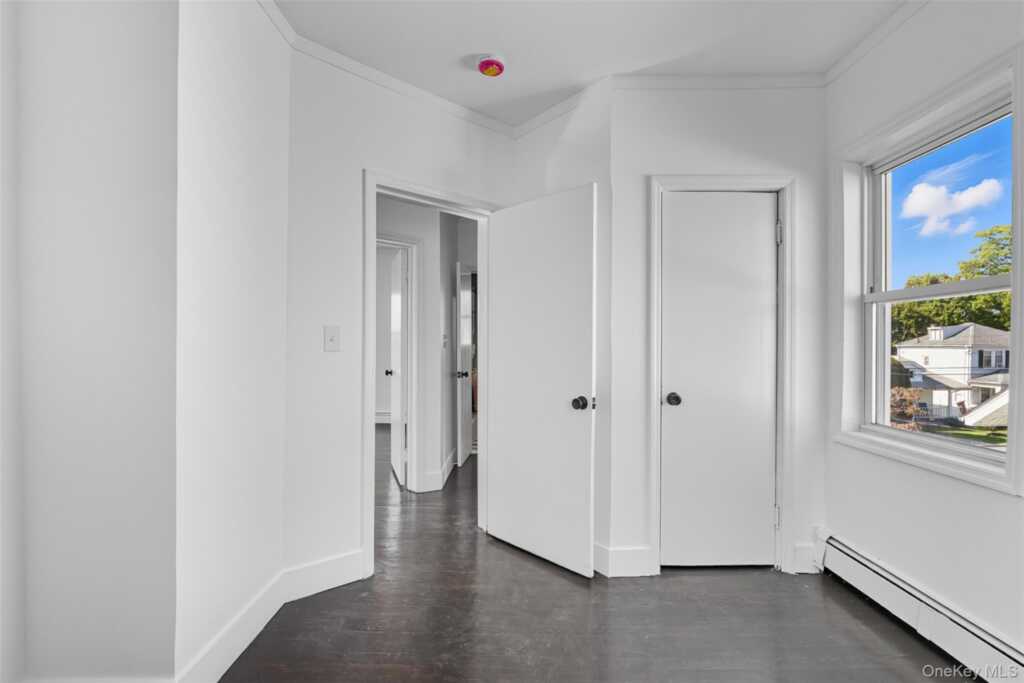 11 Whittemore Place, Rye, NY 10573 - Photo 13 of 43