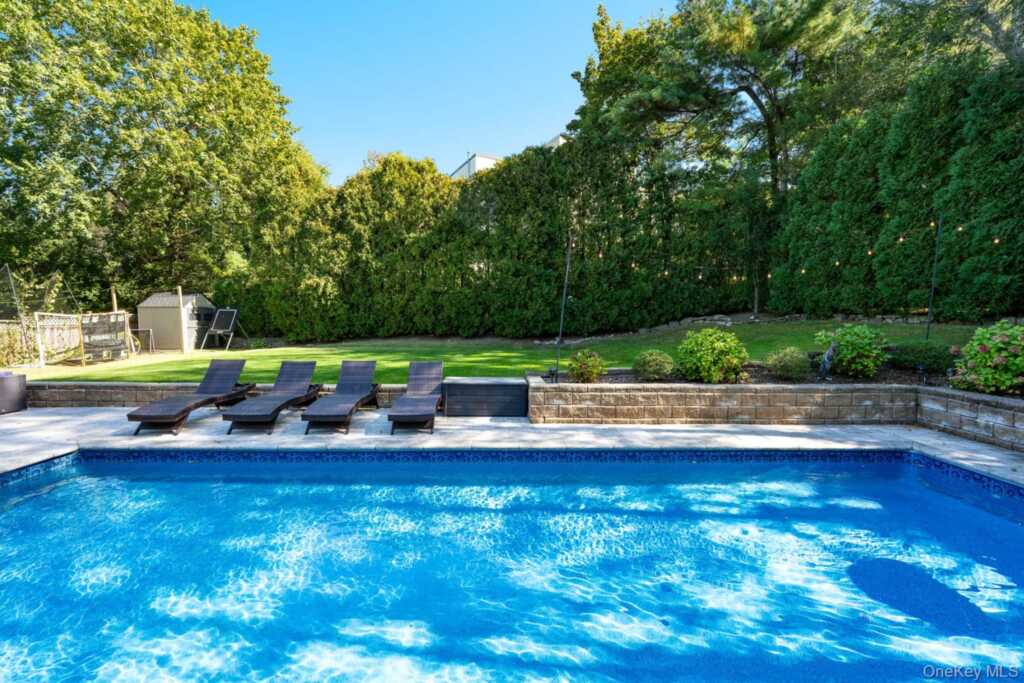 15 Rockinghorse Trail, Rye, NY 10573 - Photo 20 of 25