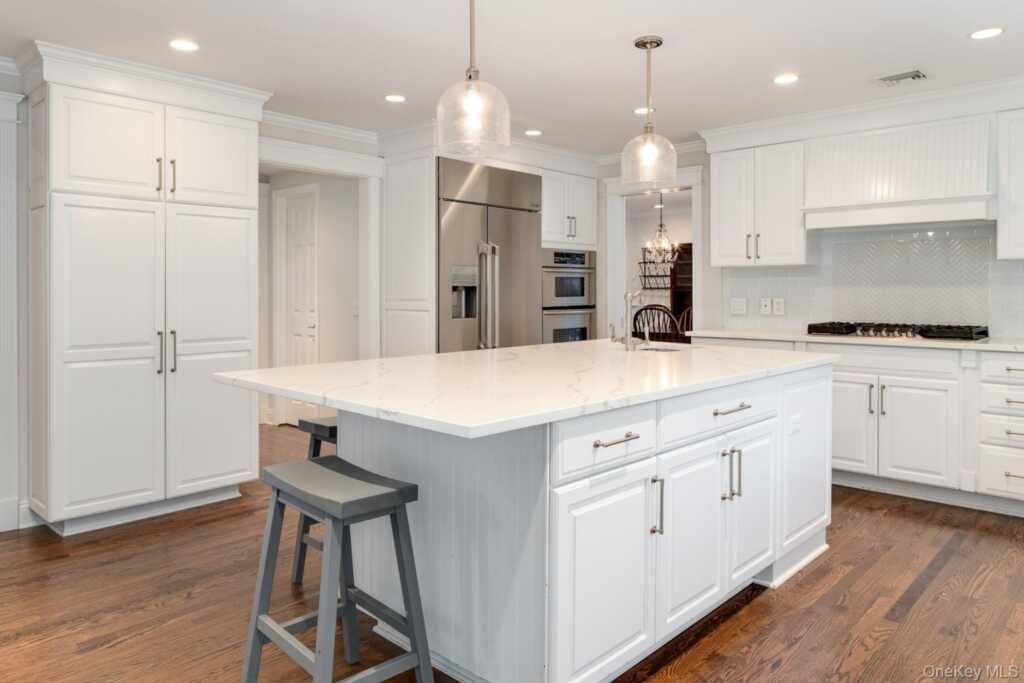 15 Rockinghorse Trail, Rye, NY 10573 - Photo 7 of 25