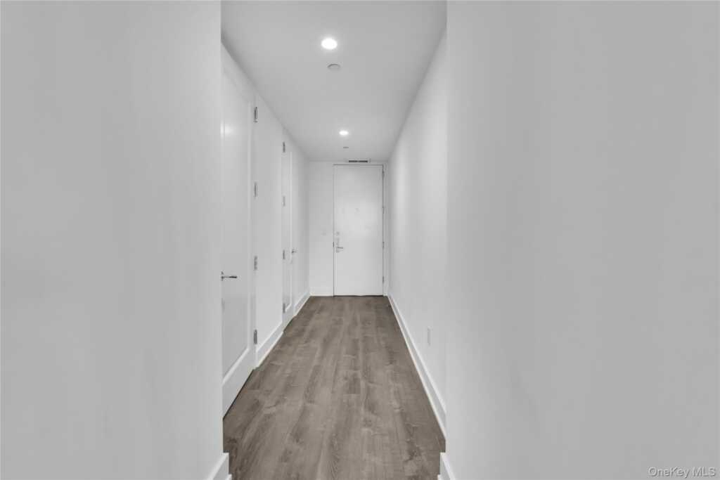 175 Huguenot Street, Unit #1106, New Rochelle, NY 10801 - Photo 11 of 18