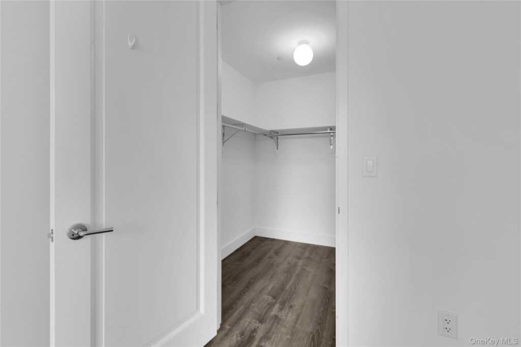 175 Huguenot Street, Unit #1106, New Rochelle, NY 10801 - Photo 16 of 18
