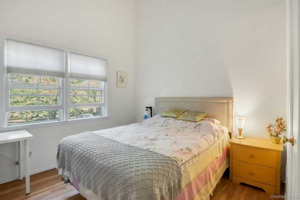 95 Emerson Avenue, New Rochelle, NY 10801 - Photo 12 of 27