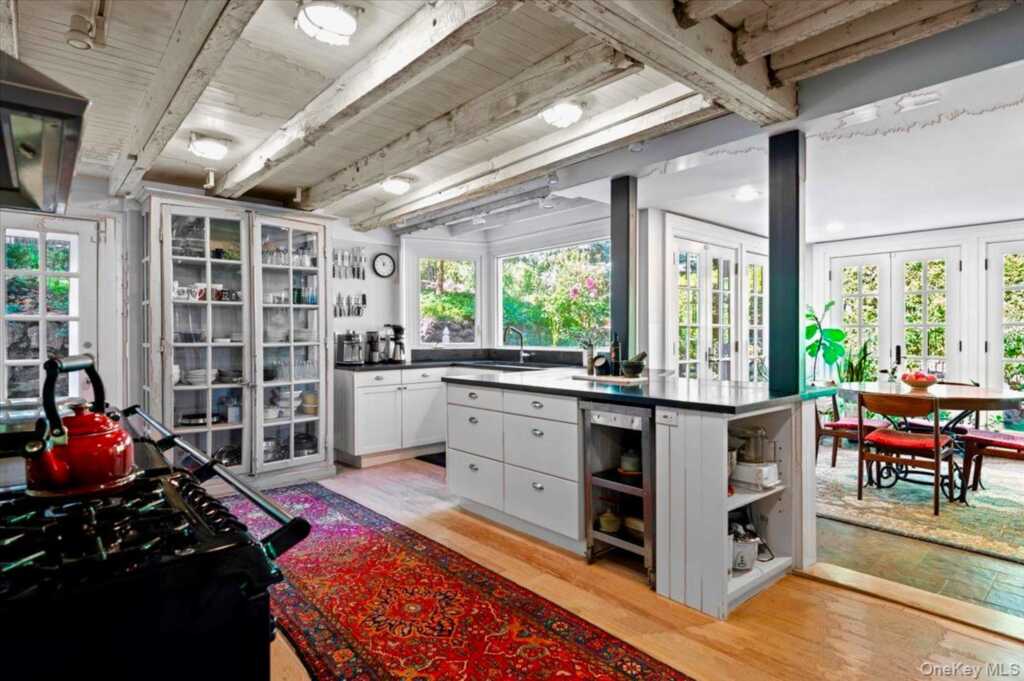 245 River Road, Nyack, NY 10960 - Photo 20 of 45