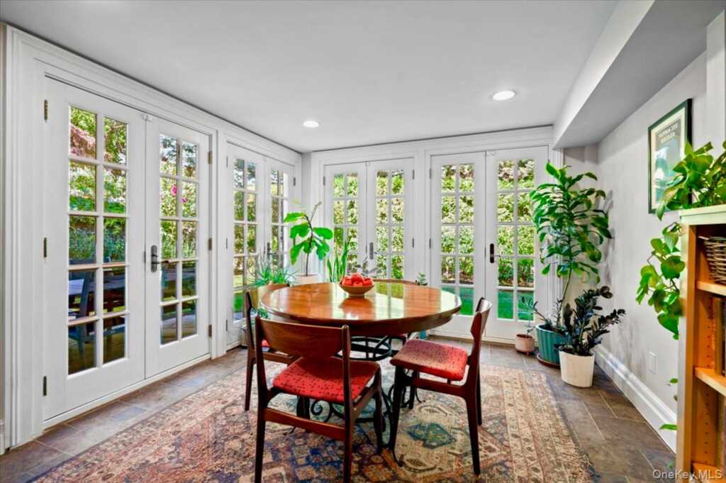 245 River Road, Nyack, NY 10960 - Photo 21 of 45