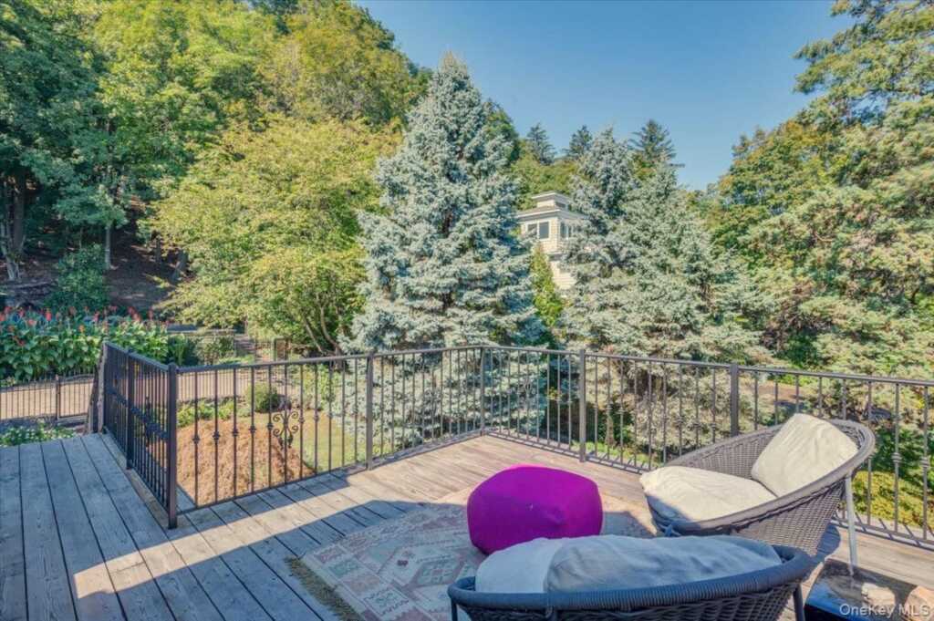 245 River Road, Nyack, NY 10960 - Photo 41 of 45