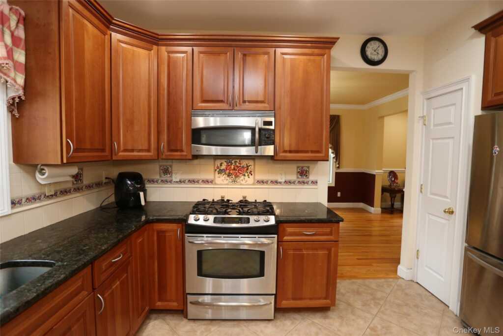 79 Hall Avenue, New City, NY 10956 - Photo 17 of 50