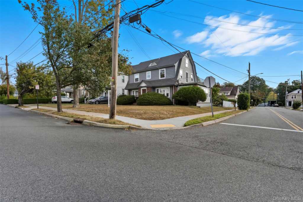 102 Washington Avenue, Suffern, NY 10901 - Photo 29 of 29