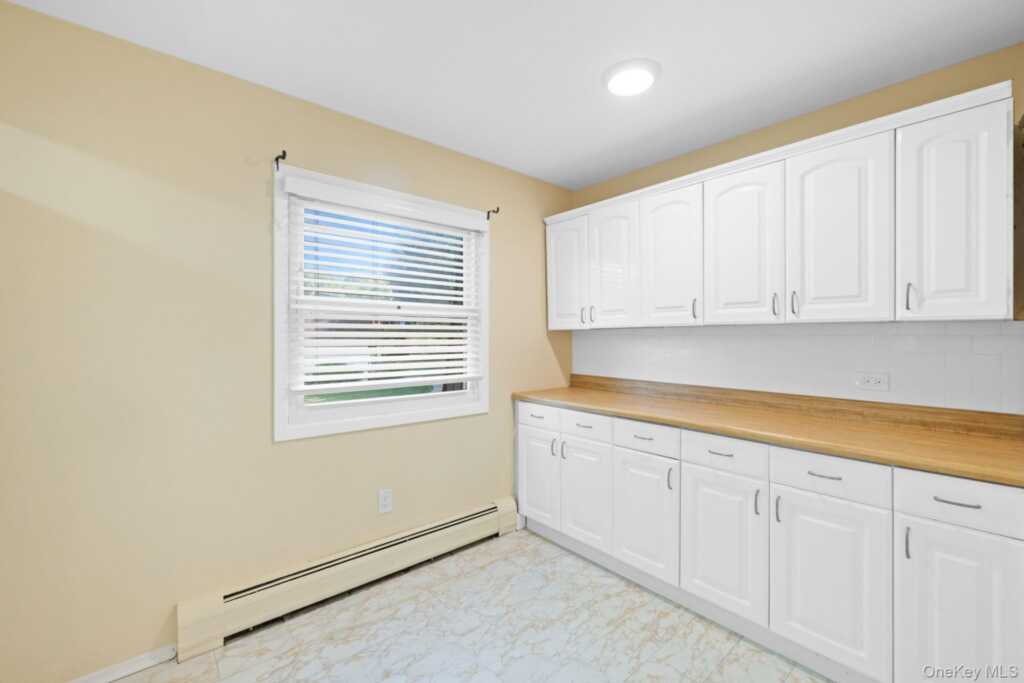 7 Church Lane, Unit #C, Valley Cottage, NY 10989 - Photo 13 of 24