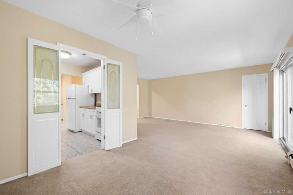 7 Church Lane, Unit #C, Valley Cottage, NY 10989 - Photo 4 of 24