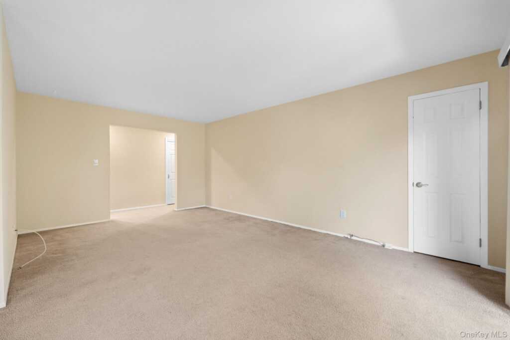 7 Church Lane, Unit #C, Valley Cottage, NY 10989 - Photo 8 of 24